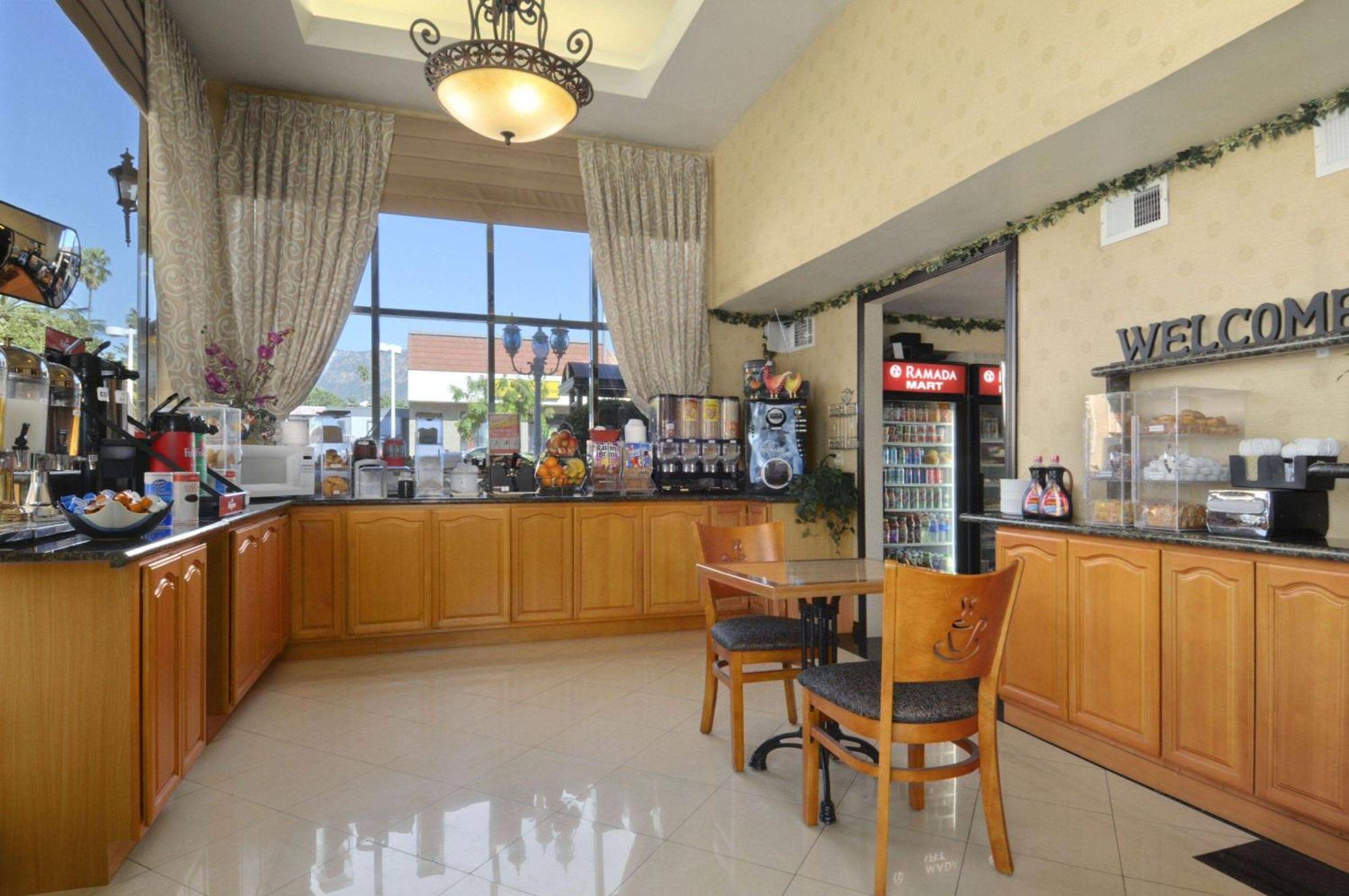 รามาดา บาย วินด์แฮม แพซาดีนา Hotel พาซาเดนา ภายนอก รูปภาพ